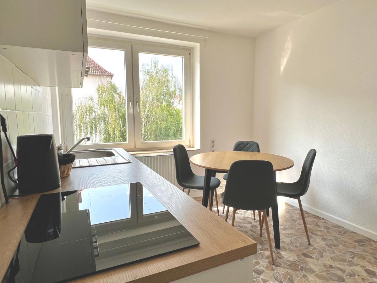 Doppelbett Unterkunft Vahrenwald-List Hanovre Extérieur photo