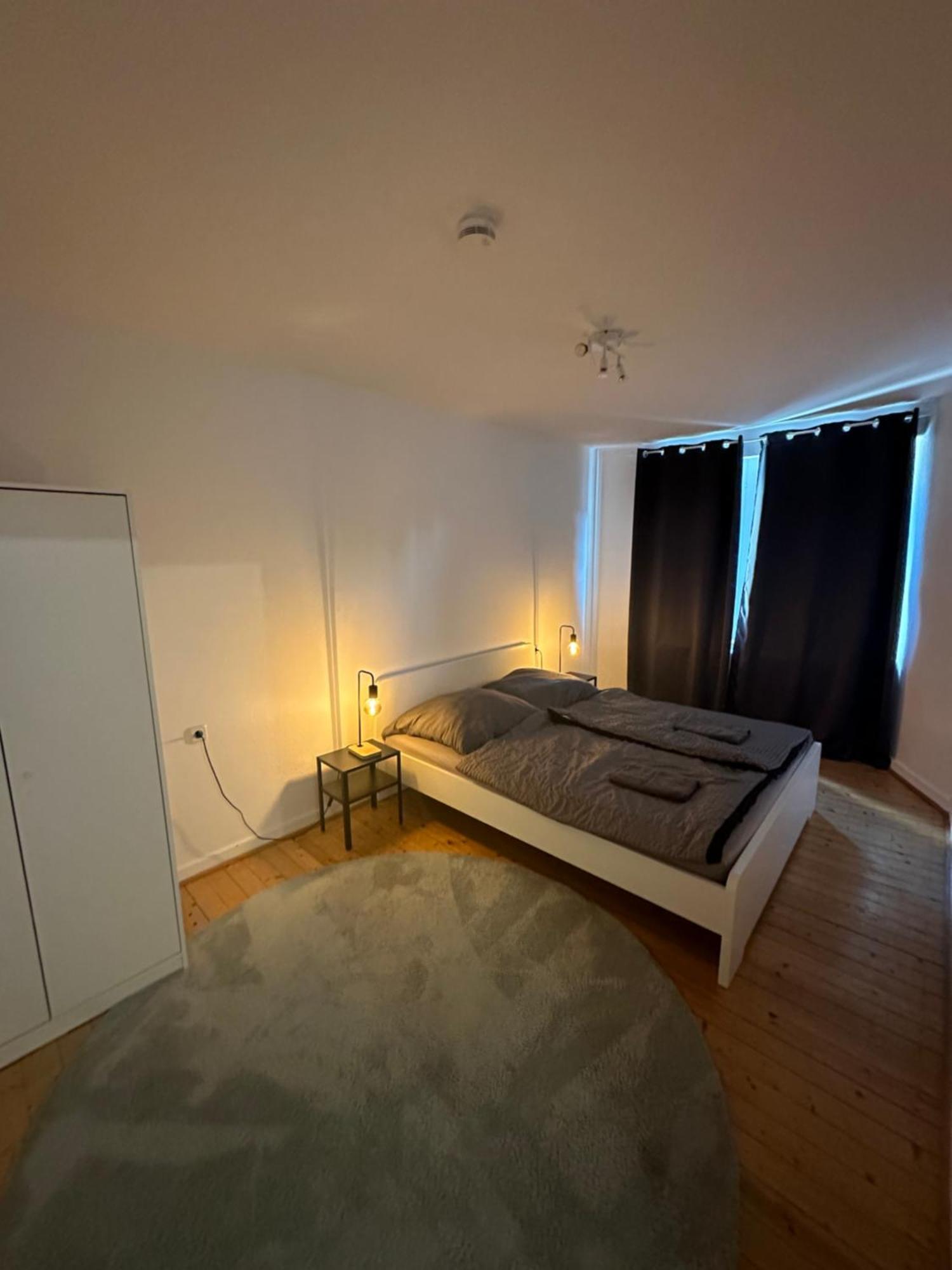 Doppelbett Unterkunft Vahrenwald-List Hanovre Extérieur photo